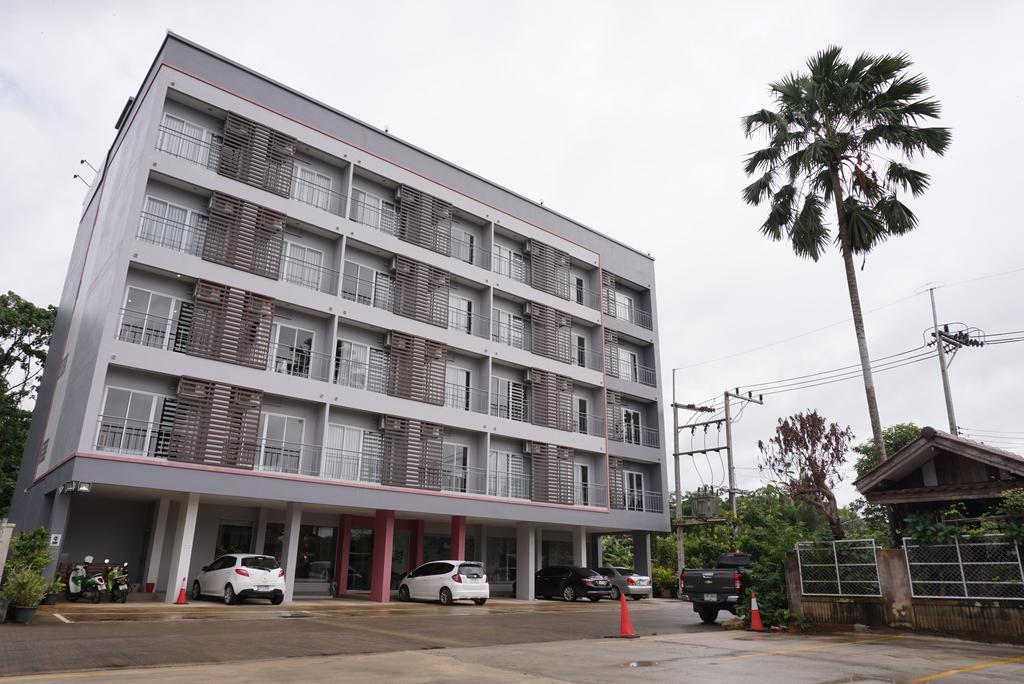 Chompu Nakarin Apartment Trang Zewnętrze zdjęcie