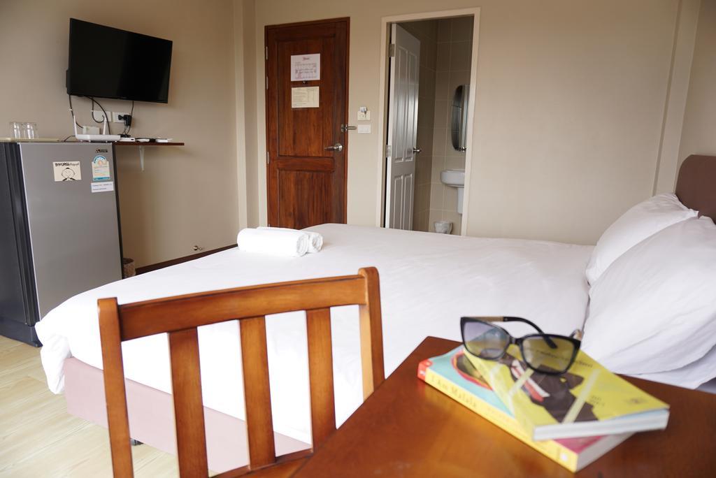 Chompu Nakarin Apartment Trang Zewnętrze zdjęcie