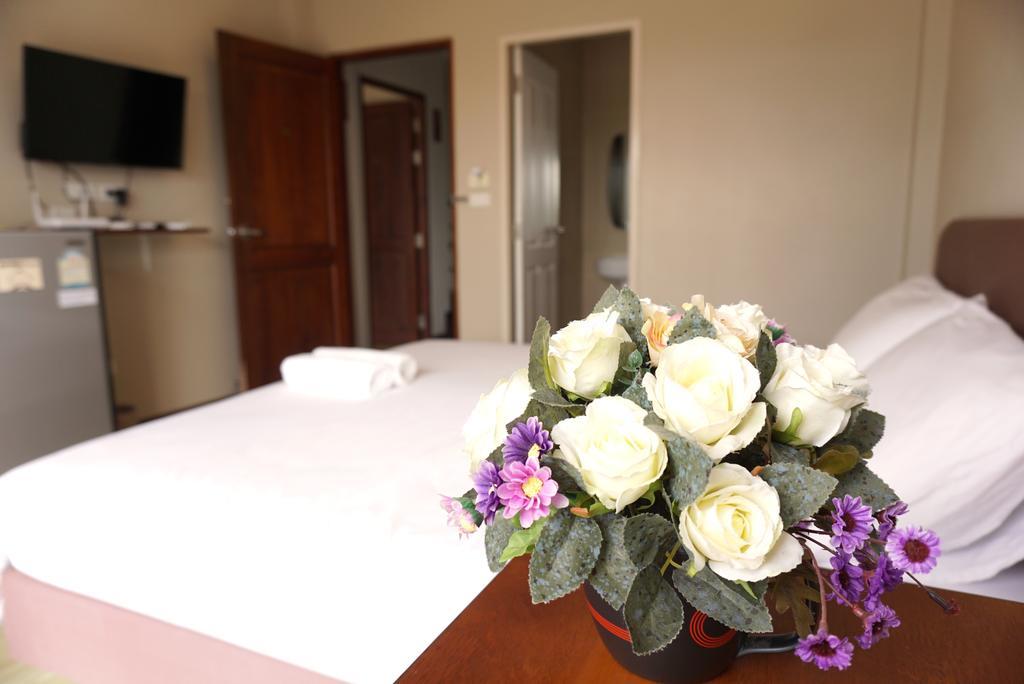 Chompu Nakarin Apartment Trang Zewnętrze zdjęcie