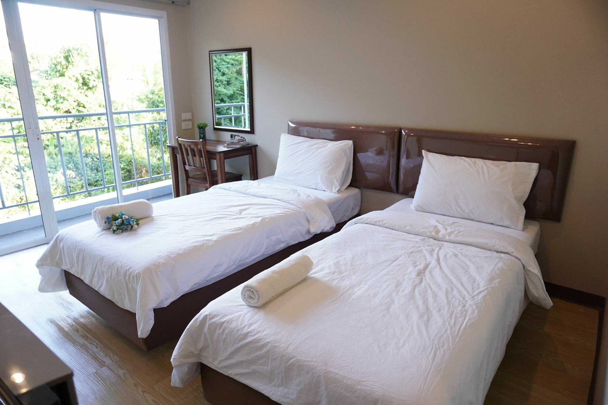 Chompu Nakarin Apartment Trang Zewnętrze zdjęcie